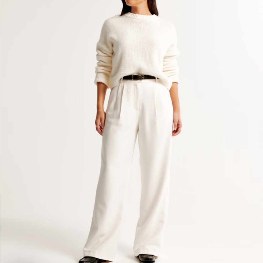 Never worn Abercrombie Sloane Tailored Pants